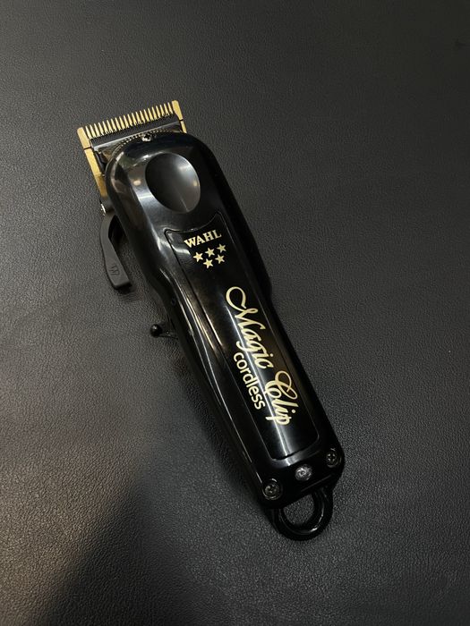 Wahl magic clip preta