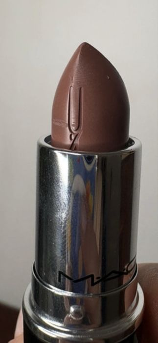 Mac Alone Time viral pomadka