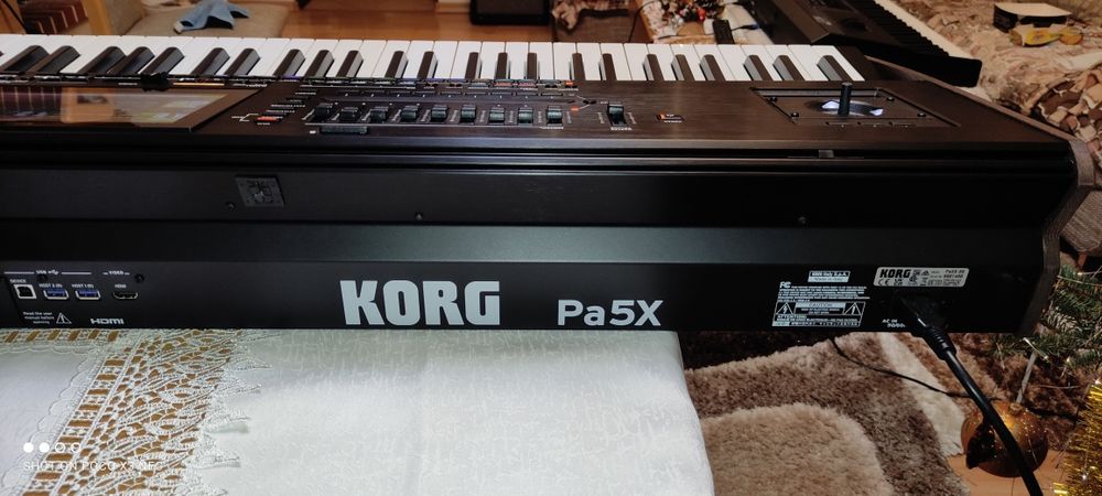 Korg PA 5x 88 +300styli