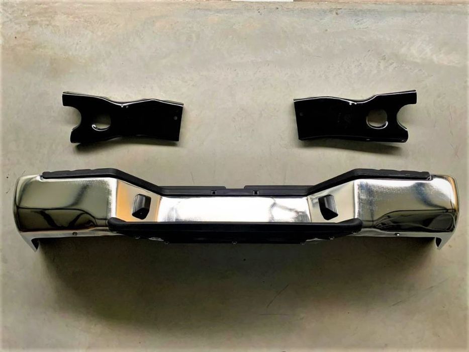 Para choques trás Nissan Navara D22 (NOVO)