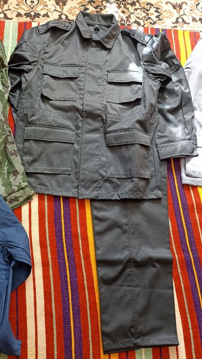 Продам костюм охорони, носки в'язані, спецодяг