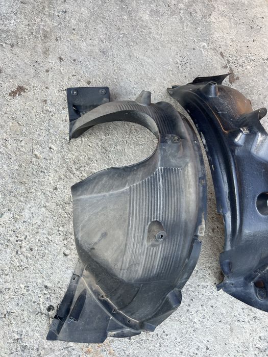 Nadkole plastik BMW X3 E83 lewy Prawy