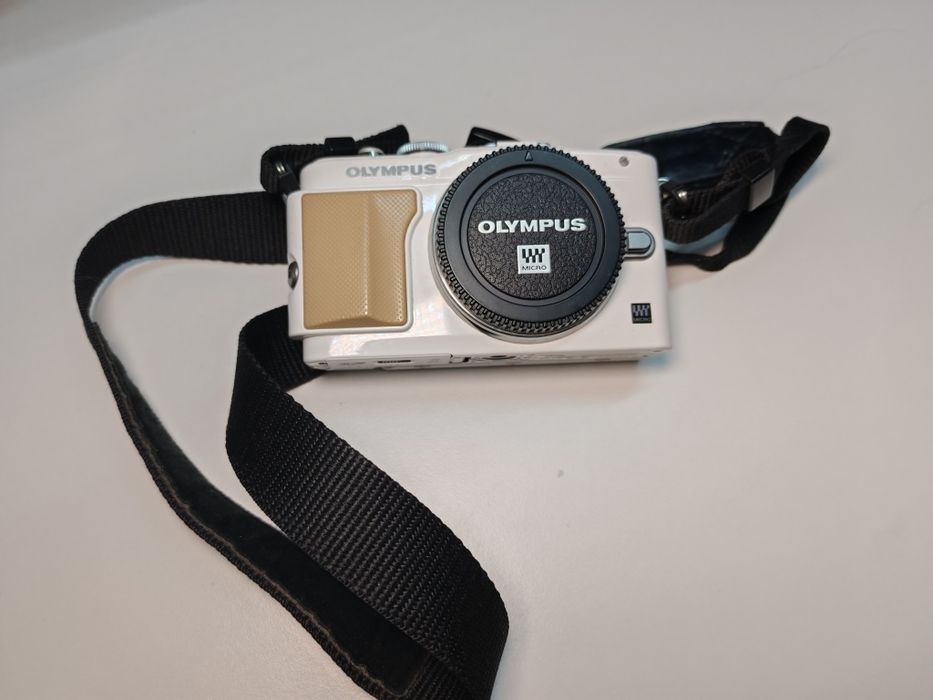 Olympus Pen lite e-pl5 z obiektywem  14-42