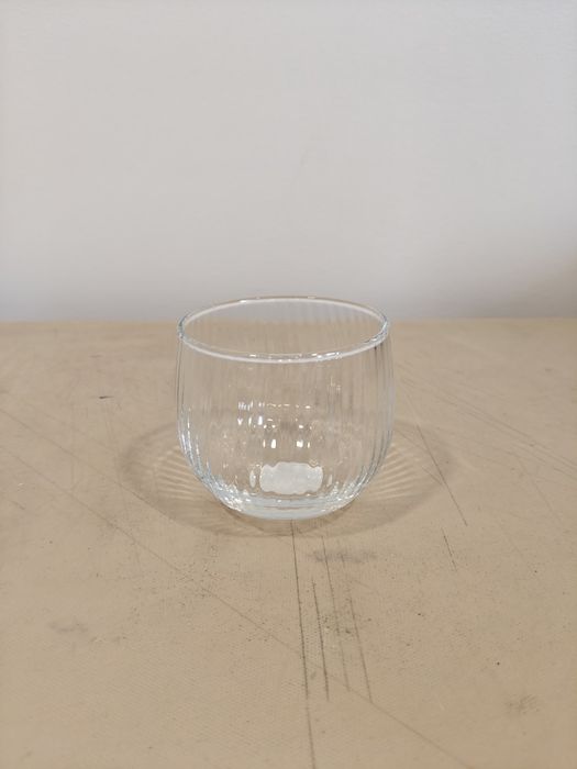 Porta-velas em vidro transparente - toque decorativo