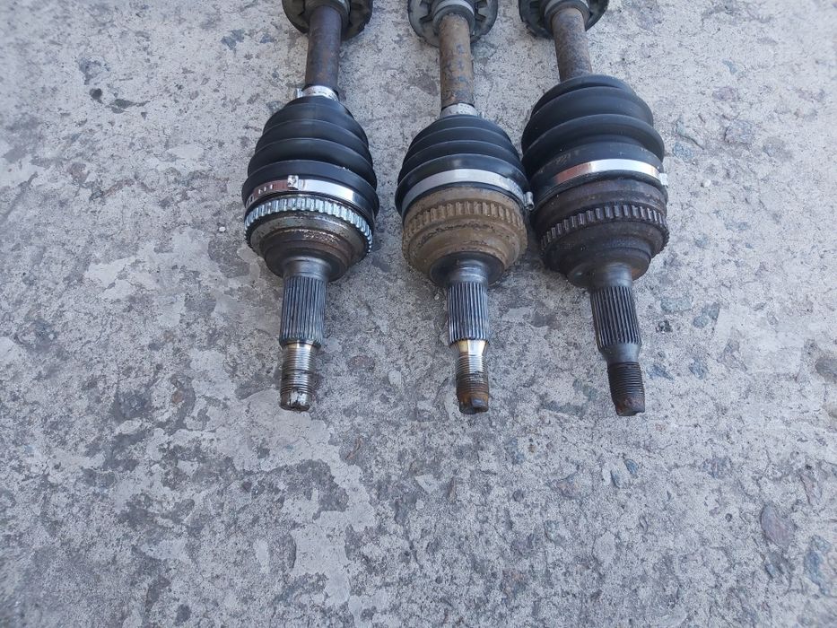 Полуось  привод правый 1.6 1.8 шевроле лачетти Chevrolet Lacetti