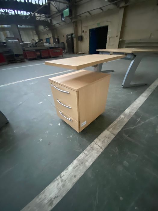 Pomocniki, PROMOCJA kontenerki  42/54/58 , uzywane , poleasingowe