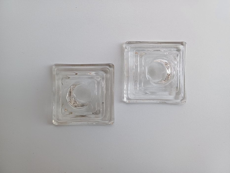 2 pequenos castiçais/porta-velas de vidro