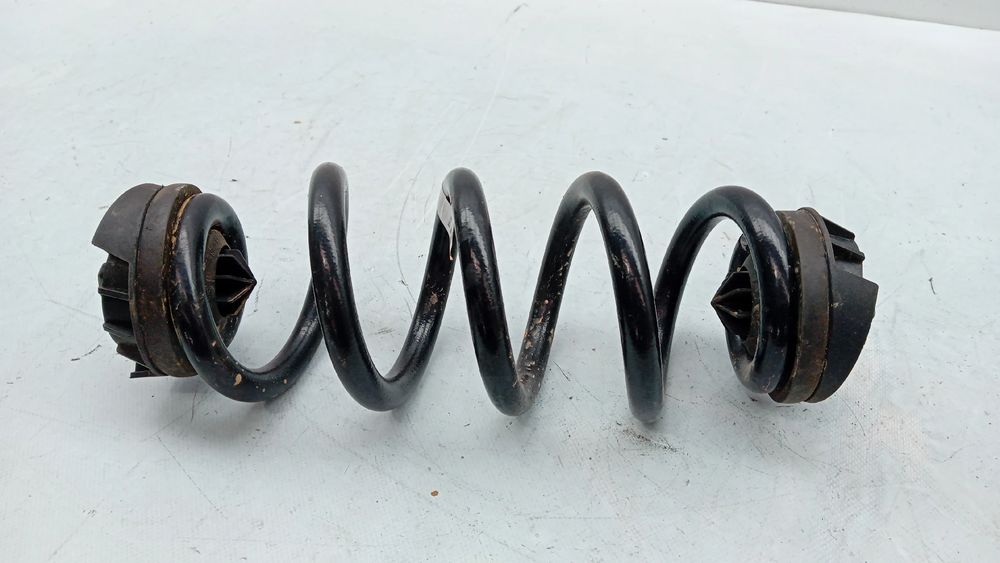 Left Rear Suspension Spring for AUDI A5 (FU2)