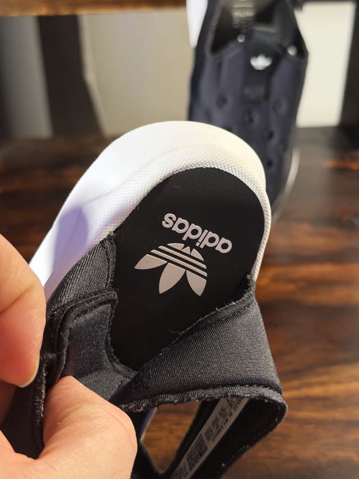 Сандалии Adidas. Размер 33