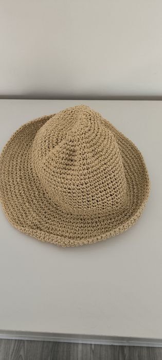 Chapéu de palha bege