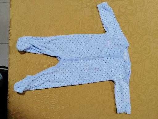 2 Babygrows, Petit Bateau, 3 a 6 meses