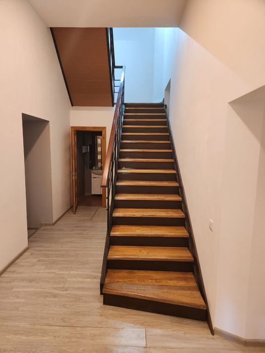 Отдельно стоящее офисное здание. Собственник