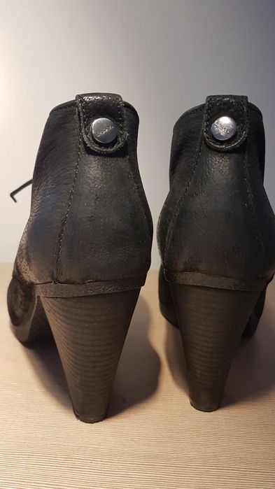 Botki czarne z naturalnej skóry