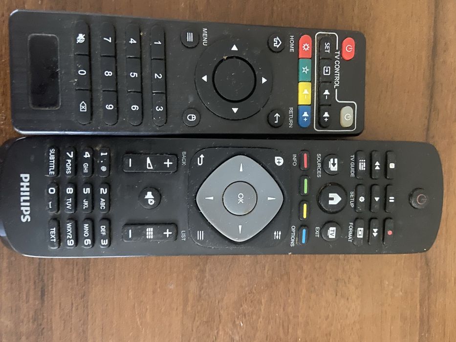 Телевізор Philips 32PFH3409/88
