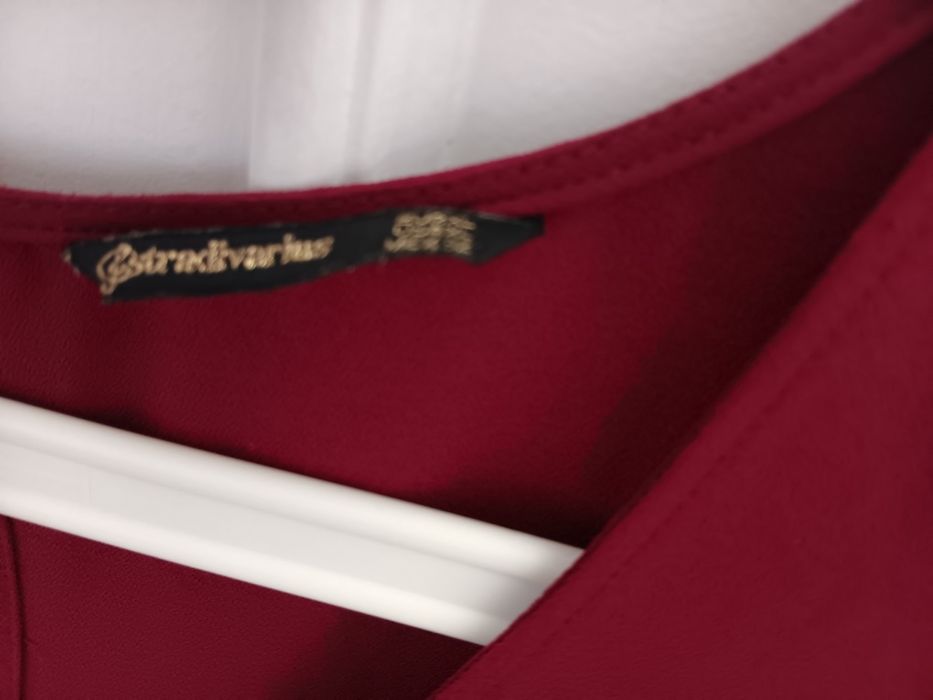 Top stradivarius tamanho XL bordeaux
Como novo serve bem como tamanho
