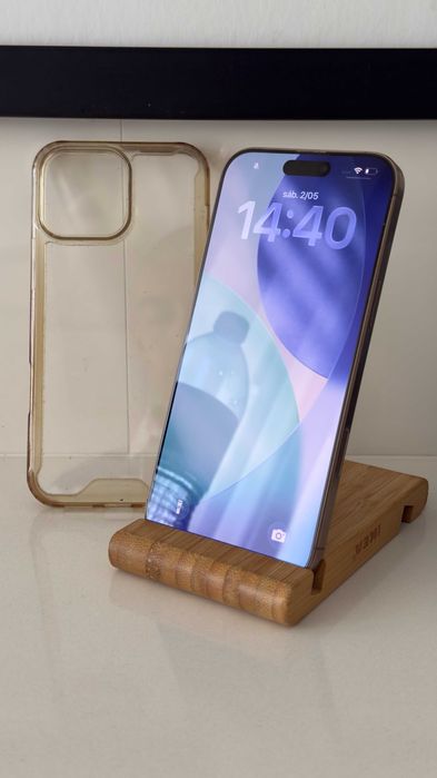 Apple iPhone 16 Pro Max 256GB 98% "dourado" + cabo original e capa de proteção