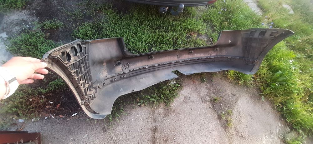 Zderzak tył touran lift pdc