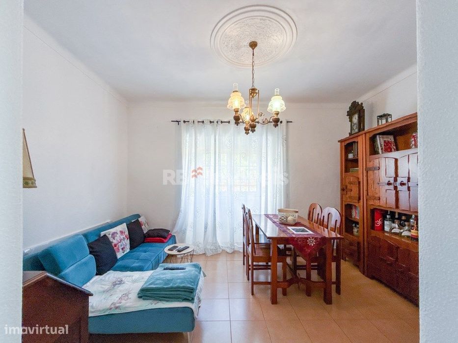 Moradia T3 c/ Piscina e Terreno, em São Facundo, Abrantes