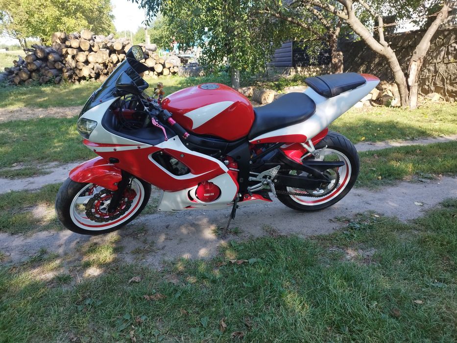 Продам Ямаху Р6 в гарному стані