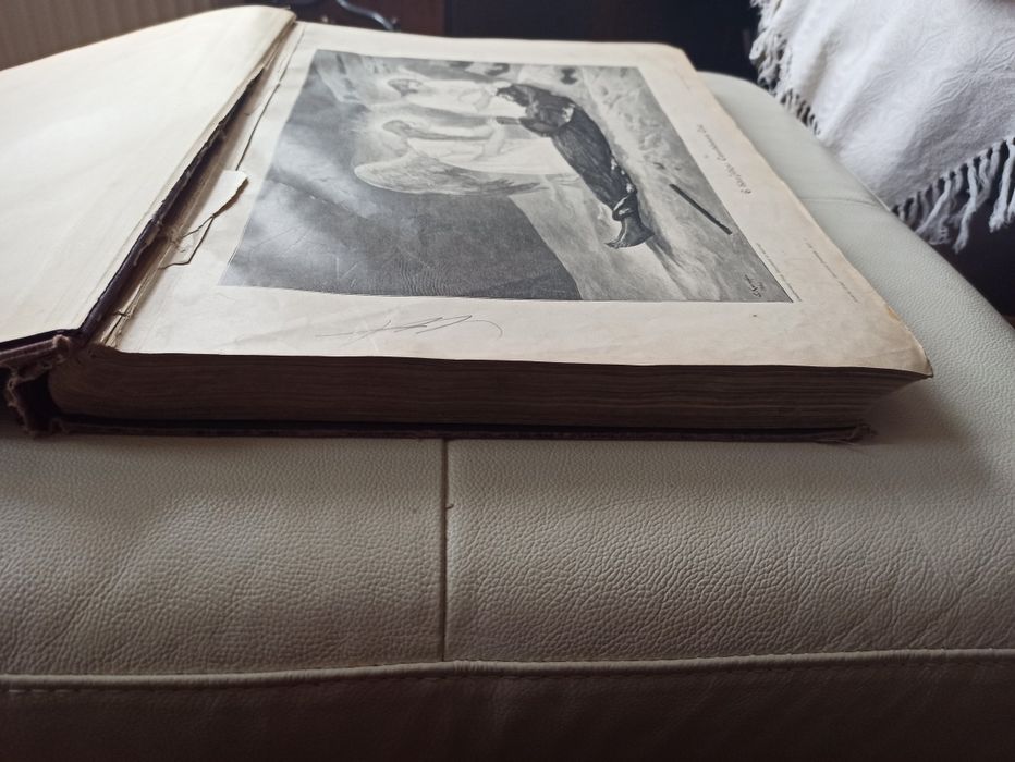 Moderne Kunst in Meister Holzschmitten