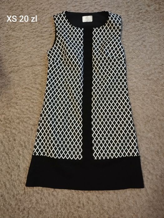 Sukienka rozmiar XS