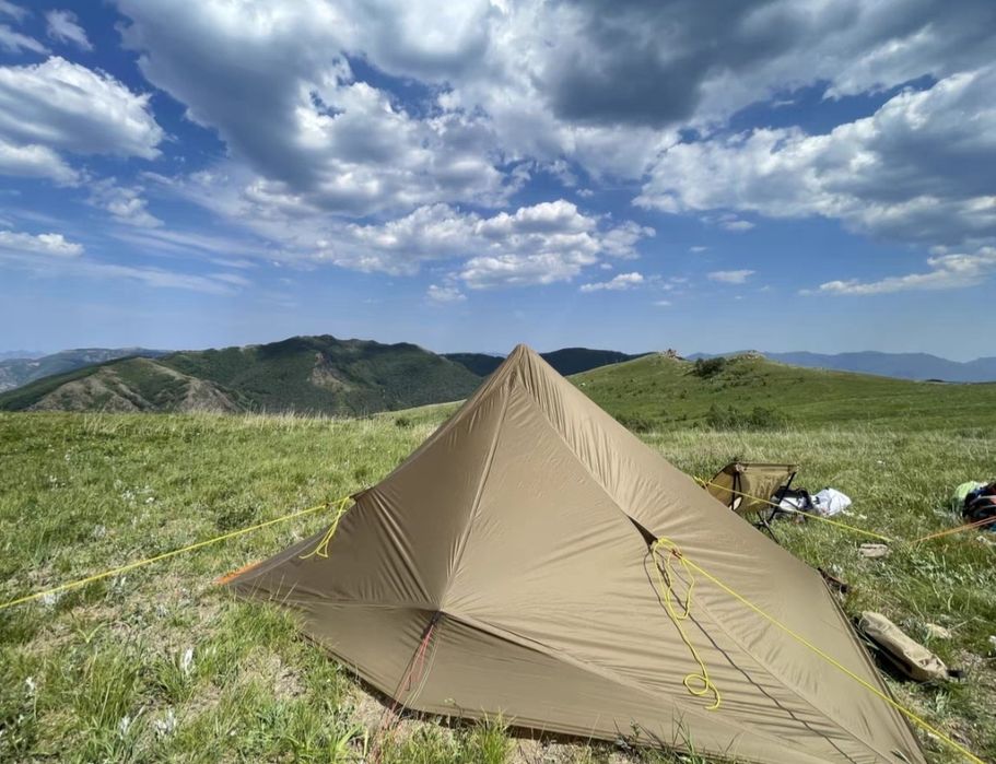 Ultra lekki namiot jednoosobowy (890 GRAM)