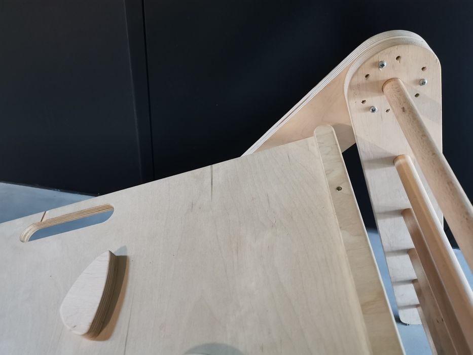 Drabinka wielofunkcyjna dla dzieci ze ścianką wspinaczkową i zjeżdżaln