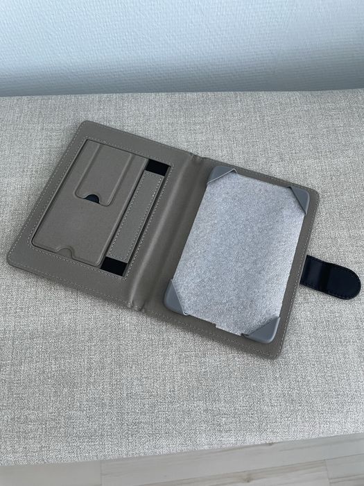 Etui 6,8” nowe uniwerslane