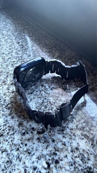 Apple Watch Series 8