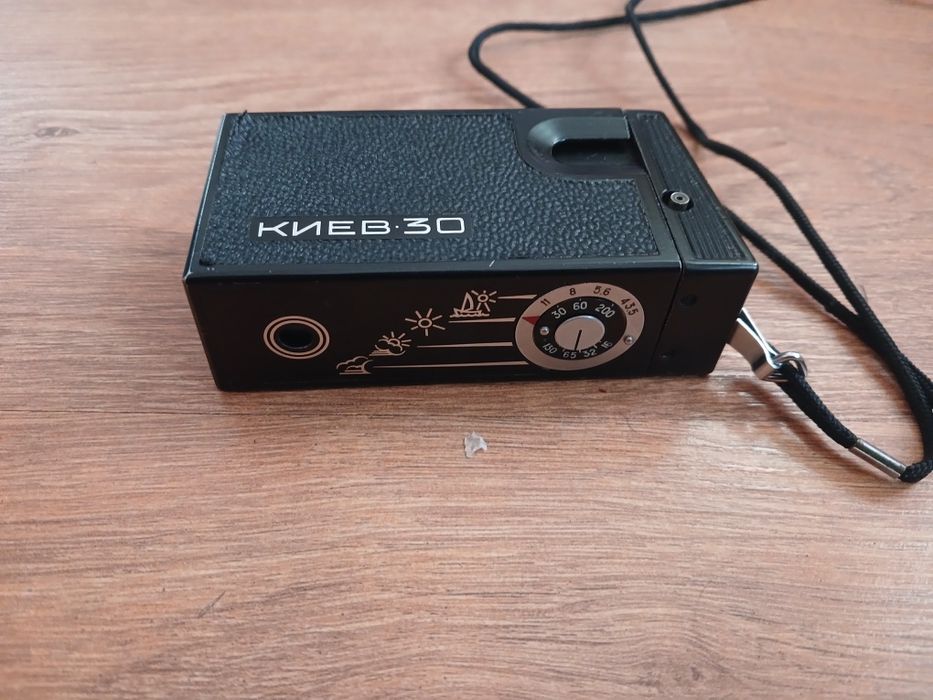 Фотоапарат   ссср   Киев  30