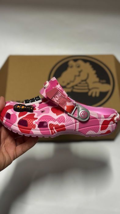 Buty Crocs x BAthing ape pink, rozmiar 36-37