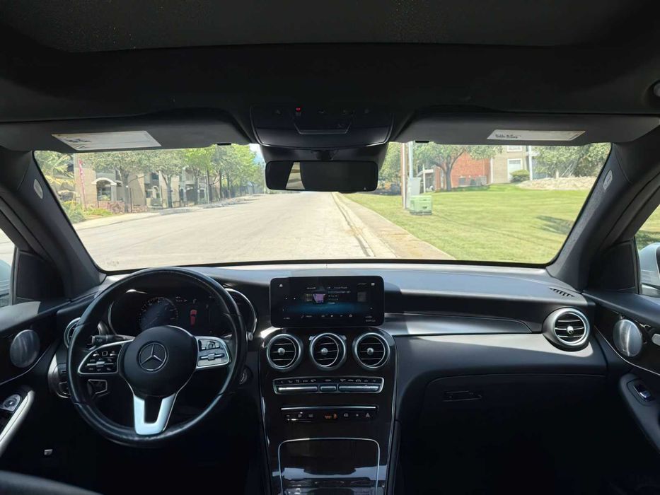 Mercedes-Benz GLC 300 4MATIC      2020
