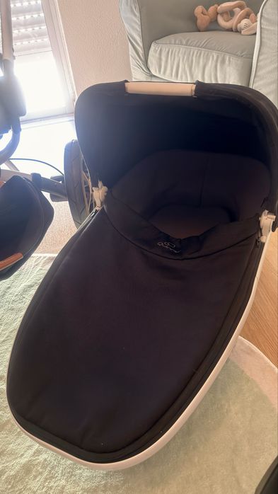 Carrinho Quinny Rachel Zoe Edição Limitada + Alcofa + Ovinho + Base Isofix – Completo