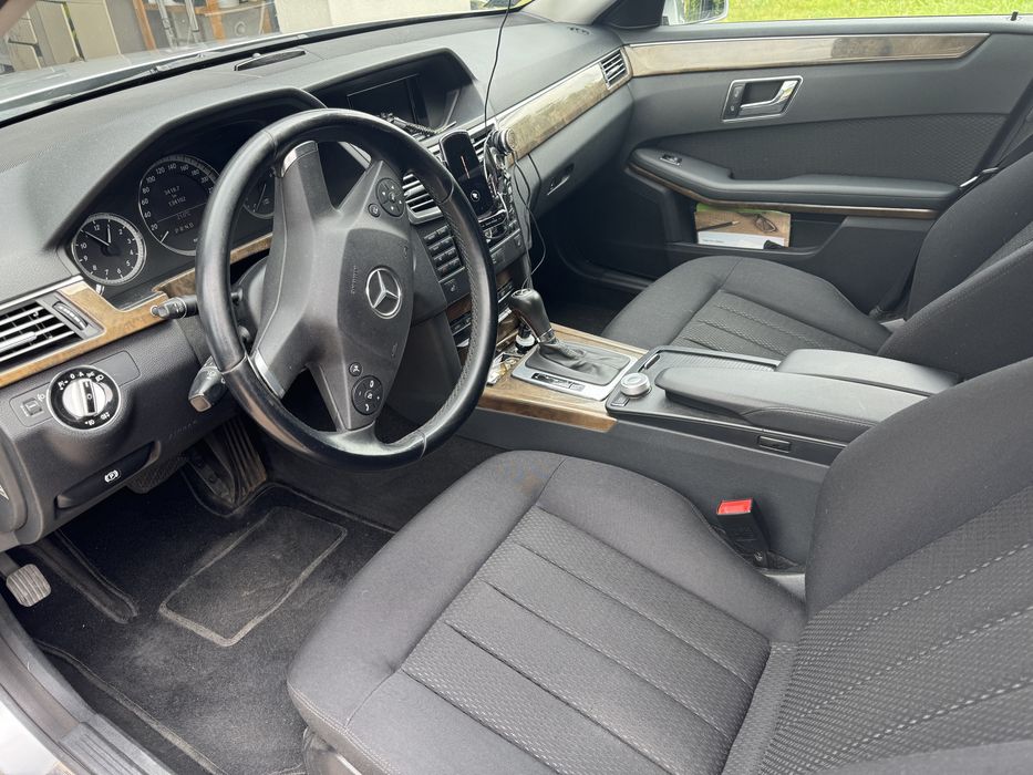 Mercedes E200 CGI