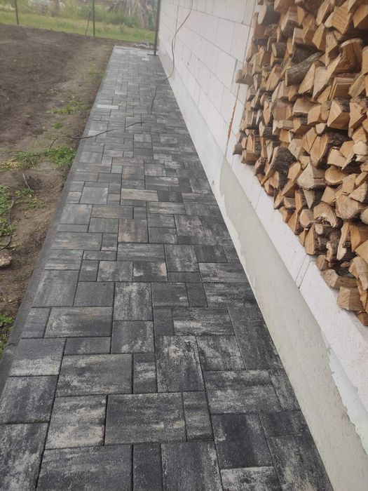 Продаж та монтаж Бруківки