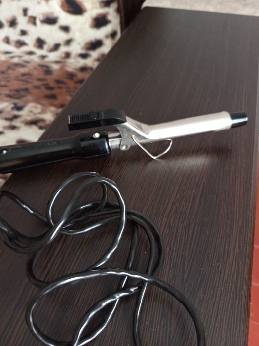 Плойка,почті нова.