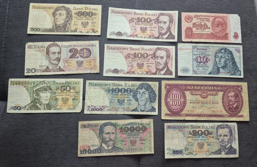 Zestaw banknotów kolekcjonerskich 11 sztuk