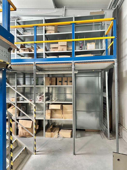 Regały magazynowe – kompletna instalacja