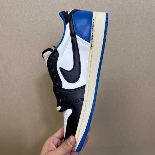 Jordan 1 Retro Low OG SP Travis Scott Fragment R.43