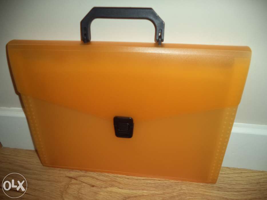 Conjunto de pastas classificadoras em plástico