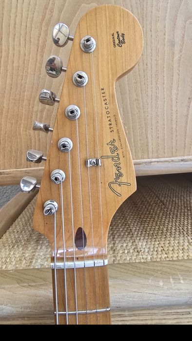 Fender vintera stratocaster