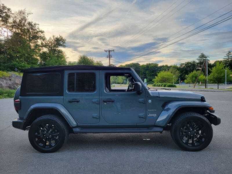 2024 Jeep Wrangler Sahara 4xe