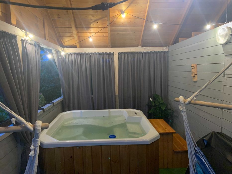 Jacuzzi jakuzzi balia basen hydromasaż gorąca beczka transport GRATIS