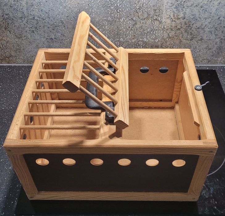 Sprzedam transporter dla ptaków, gołębi, papug lub innych zwierząt.