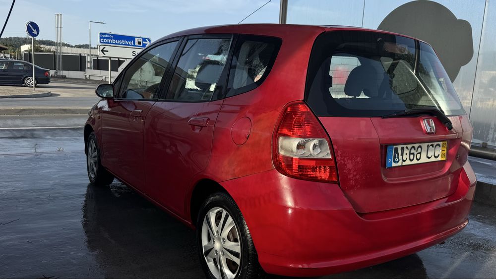 Honda Jazz 1.2 i-DSI 2002 – económico e muito fiável