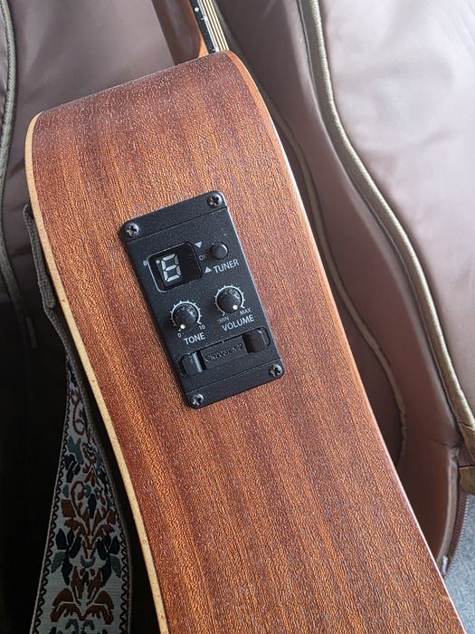 Taylor Baby Guitarra Eletroacústica