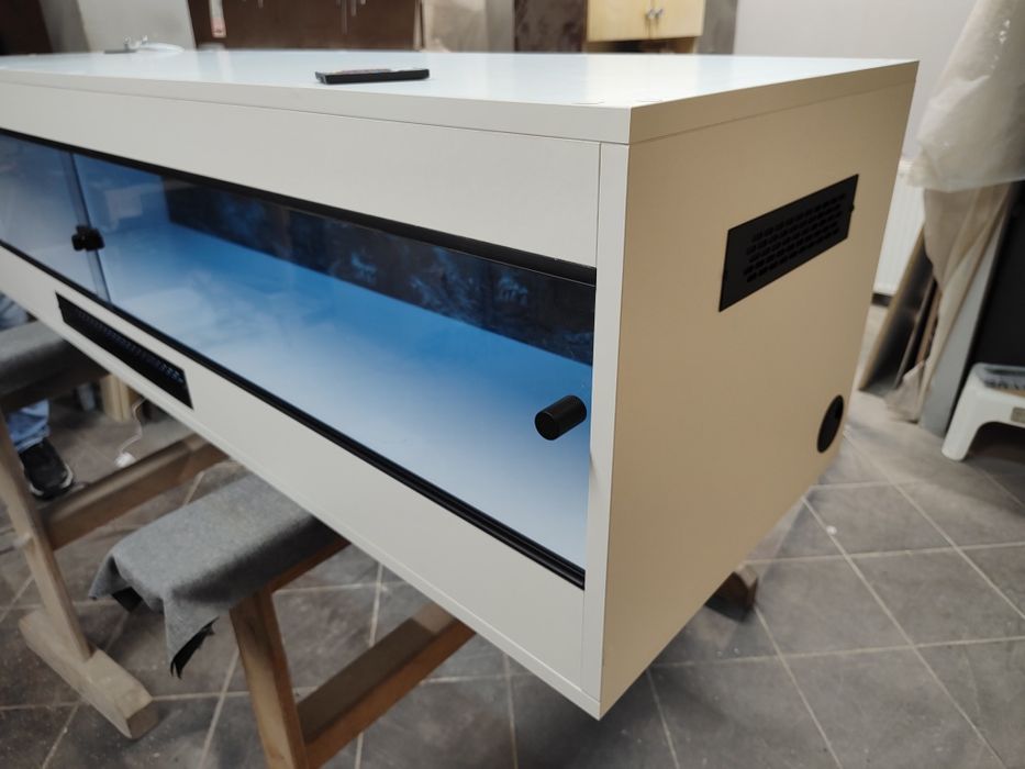 terrarium + LED pyton siatkowy teju agama