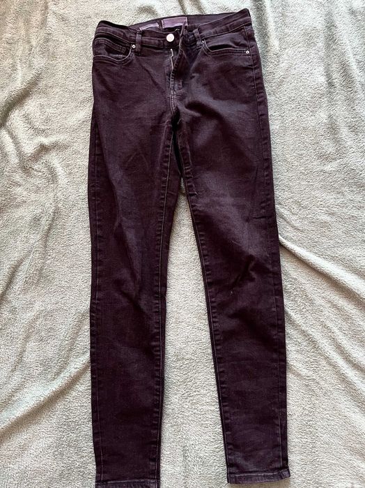 Czarne spodnie jeansy Mango elsa