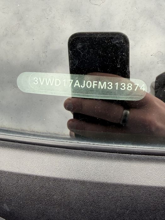 Продаю Volkswagen Jetta 2015