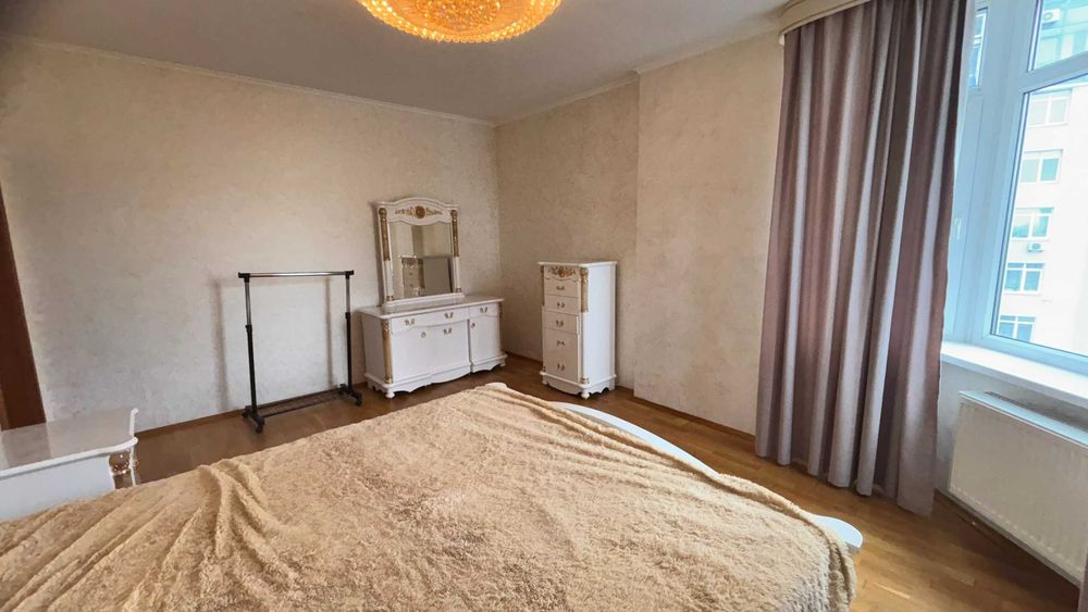 Продаж, 3 кімнатна квартира , ЖК Адмірал,